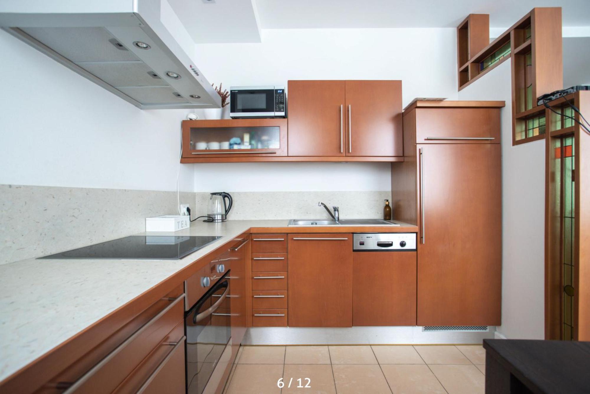 바르샤바 Spacious Quiet Apt Close To The Belvedere Palace 아파트 외부 사진