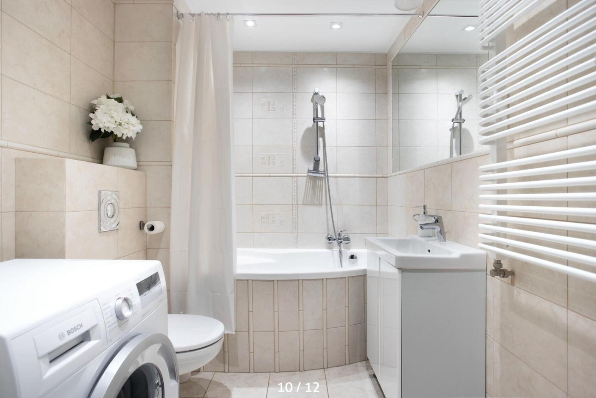 바르샤바 Spacious Quiet Apt Close To The Belvedere Palace 아파트 외부 사진