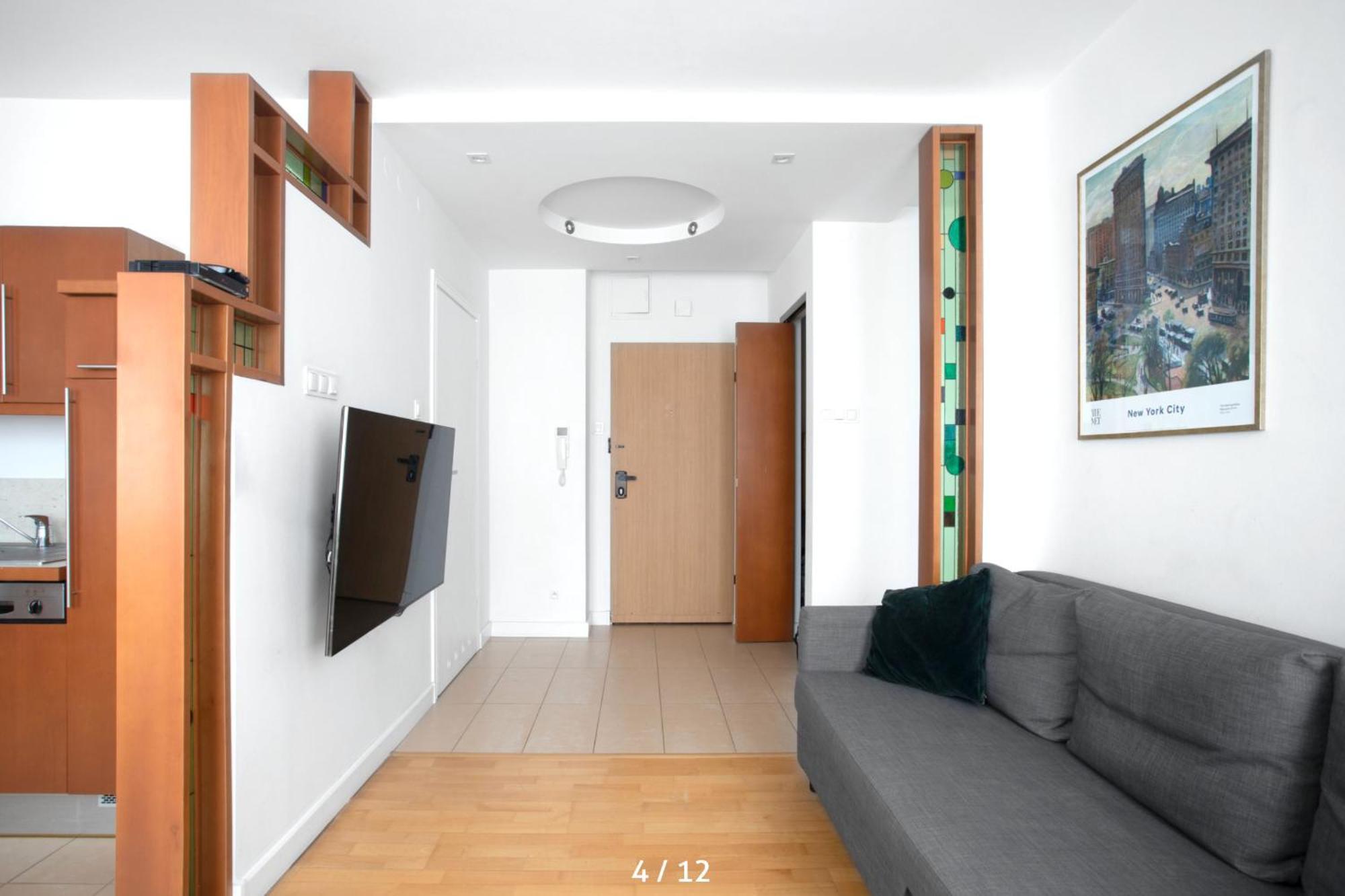 바르샤바 Spacious Quiet Apt Close To The Belvedere Palace 아파트 외부 사진